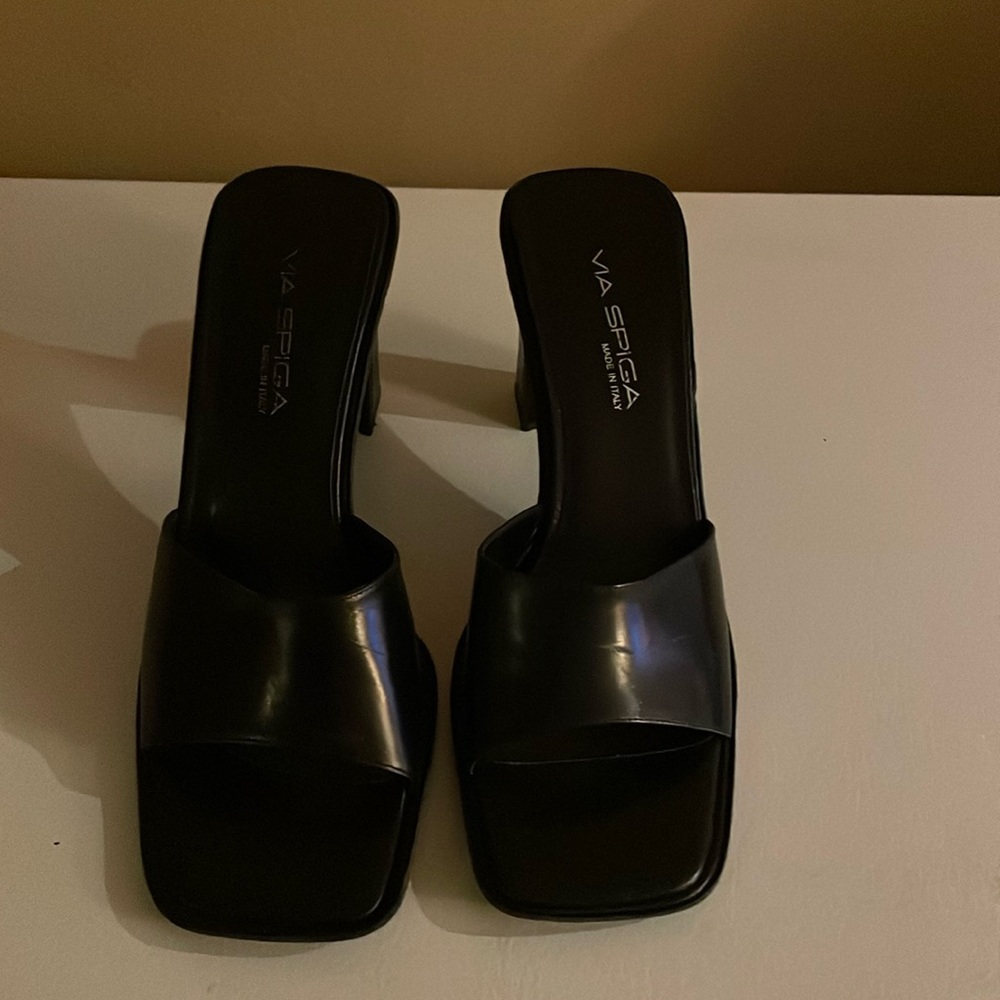 Black Mules